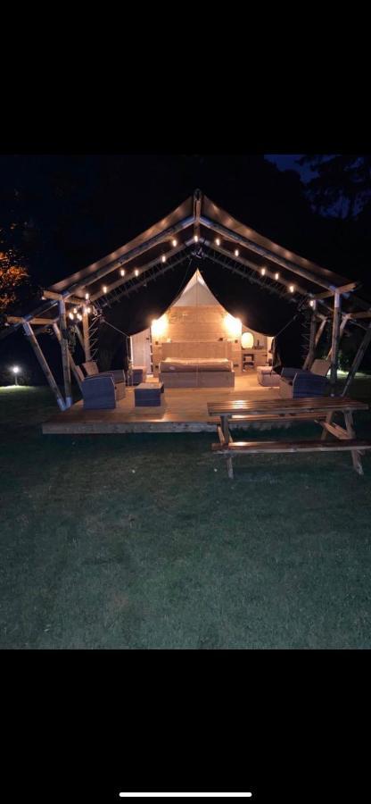 'T Vlyt Vakantiehuis-Wellness Bed and Breakfast Riemst Esterno foto