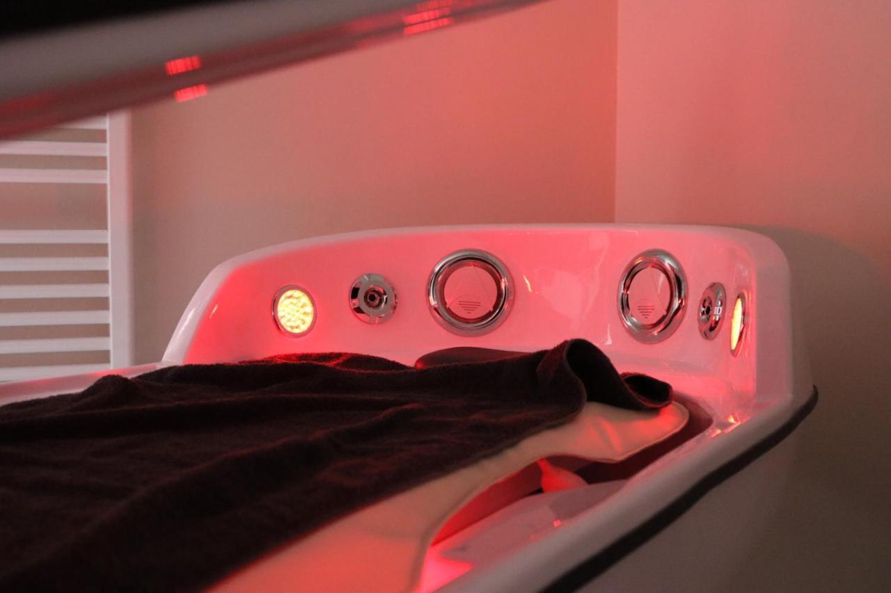 'T Vlyt Vakantiehuis-Wellness Bed and Breakfast Riemst Esterno foto